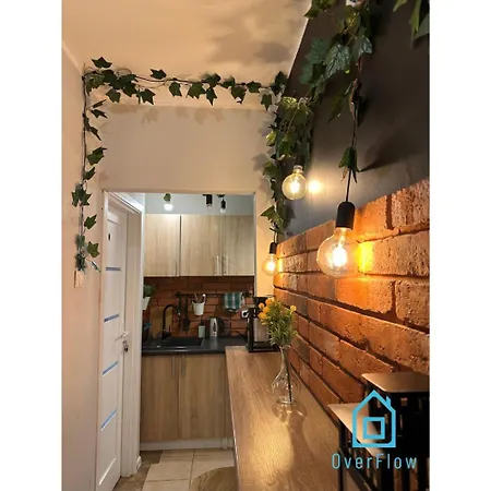 Lovely - Peaceful Retreat, 2 Minutes To Old Town *