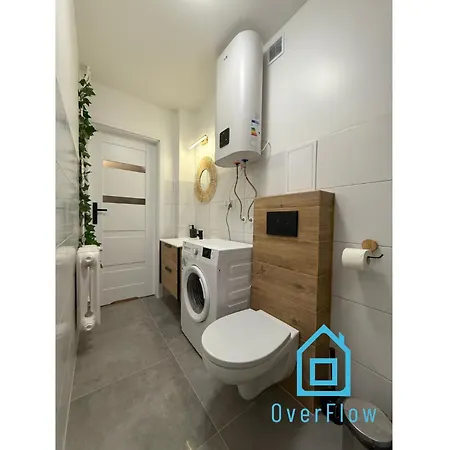 Habitación en casa particular Lovely - Peaceful Retreat, 2 Minutes To Old Town Gdansk