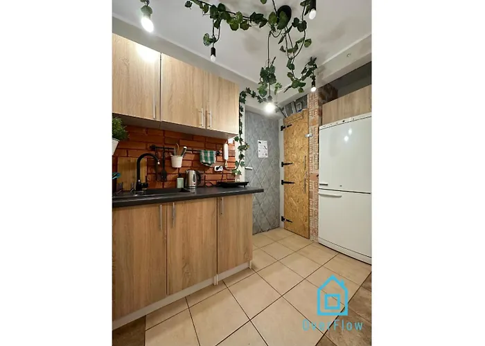 Lovely - Peaceful Retreat, 2 Minutes To Old Town ホームステイ