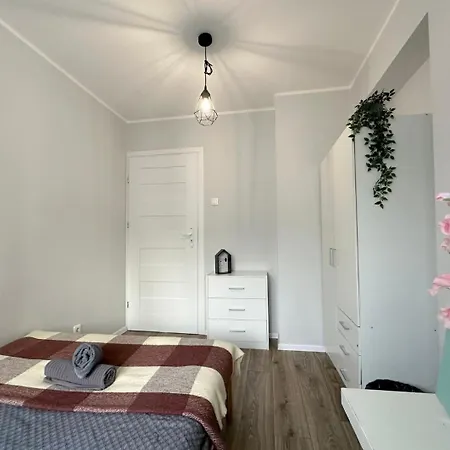 Lovely - Peaceful Retreat, 2 Minutes To Old Town *