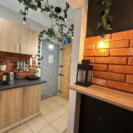Lovely - Peaceful Retreat, 2 Minutes To Old Town